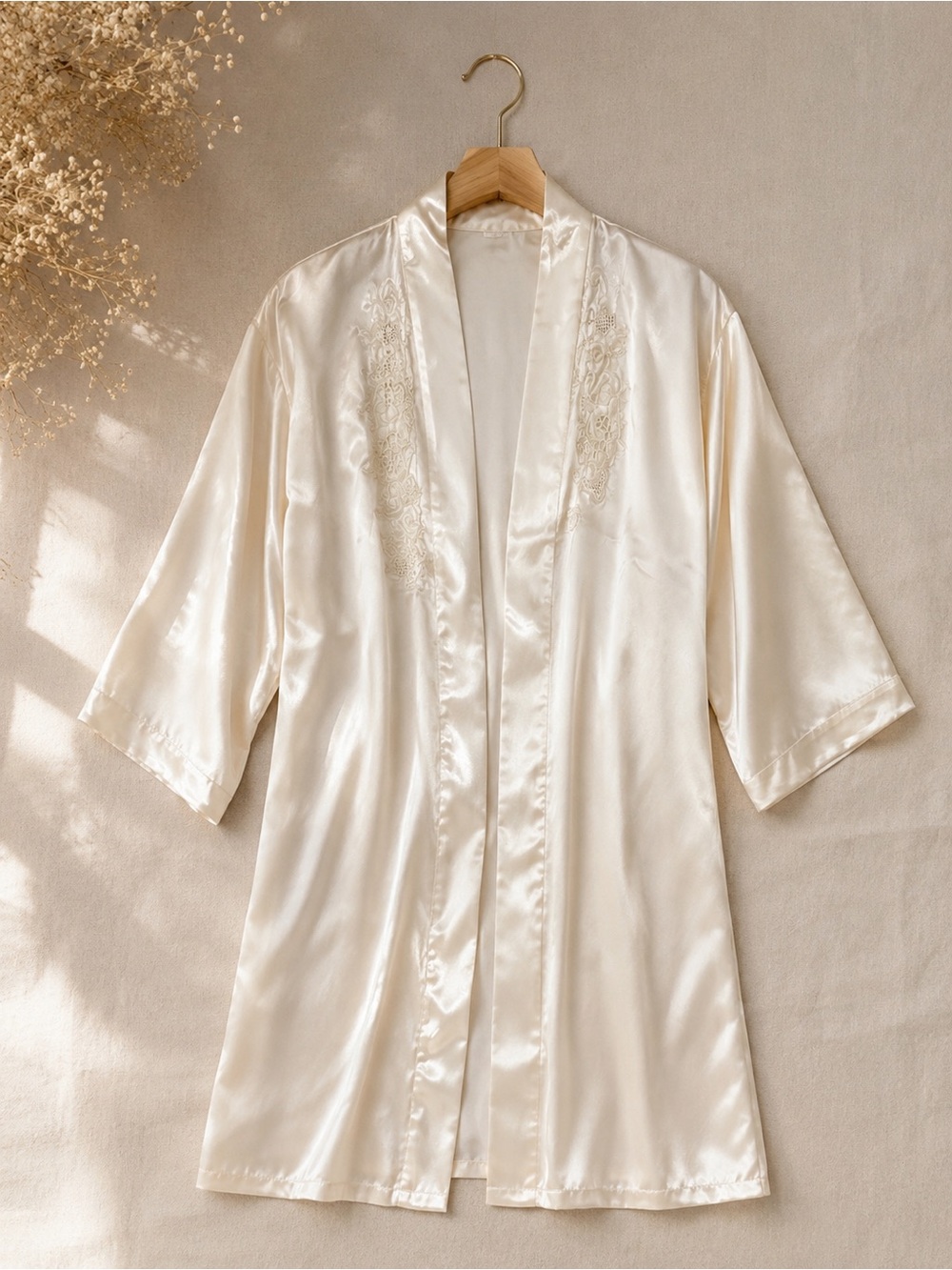 Vintage Diana Hand Embroidered 100% Silk Robe • Quiet Luxury Bridal Size L
